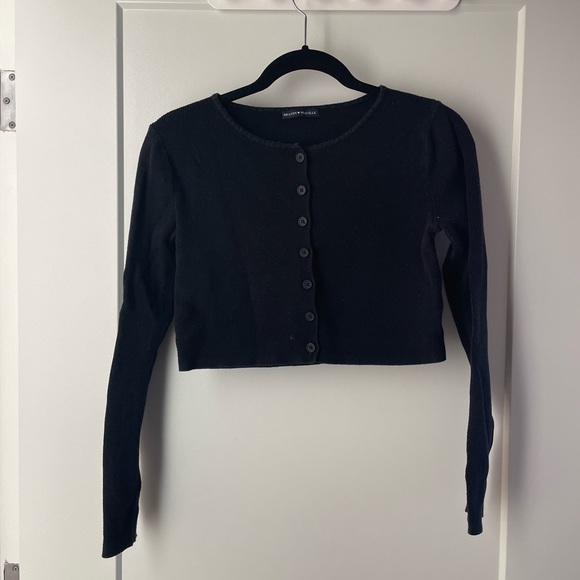 Brandy Melville Sweaters - Brandy Melville Black Cropped Sweater
